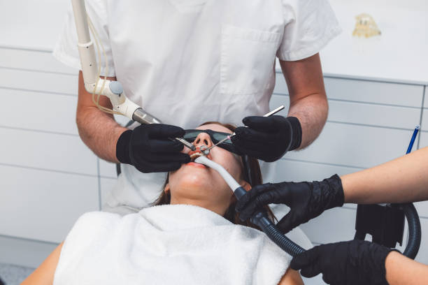 Best Weekend Emergency Dentist in Mayfair, CA